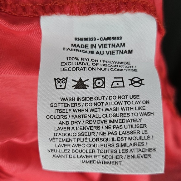 Men Nike FN3098 Club Flow Shorts University Red Drawstring Pockets Check Nylon M - Picture 8 of 9